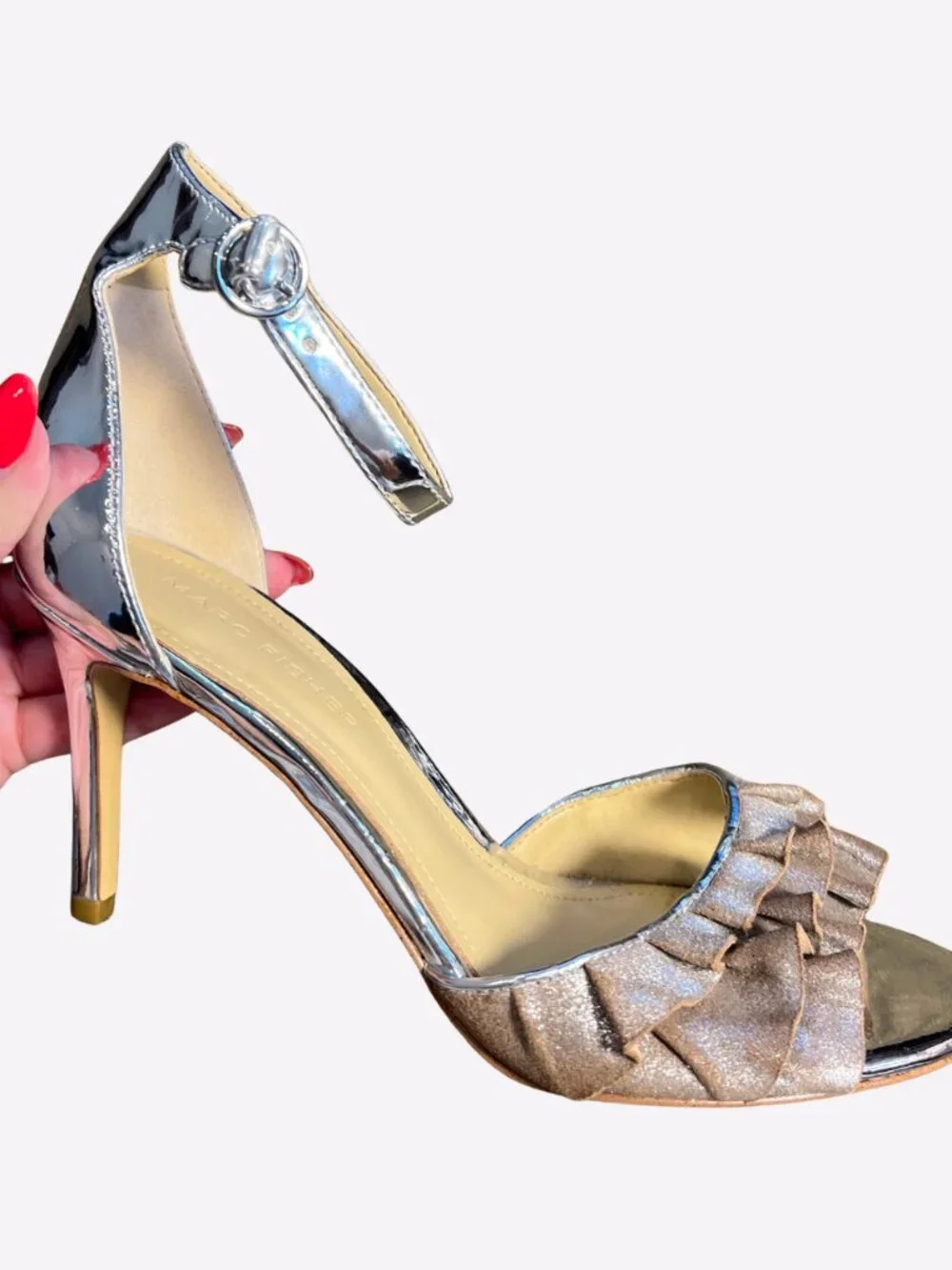 Marc Fisher MFBalia Silver Ruffle Heeled Leather Sandal Womens Size 6 Party Fun